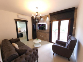 Clive apartment